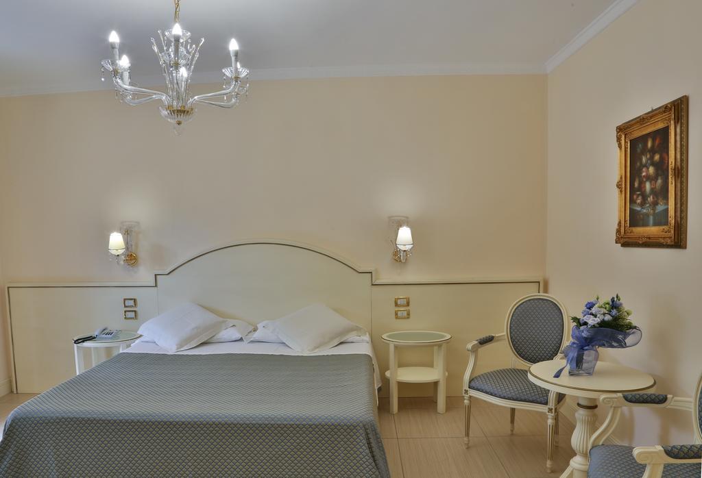 Hotel Globus, Sure Hotel Collection By Best Western Milano Marittima Exteriér fotografie