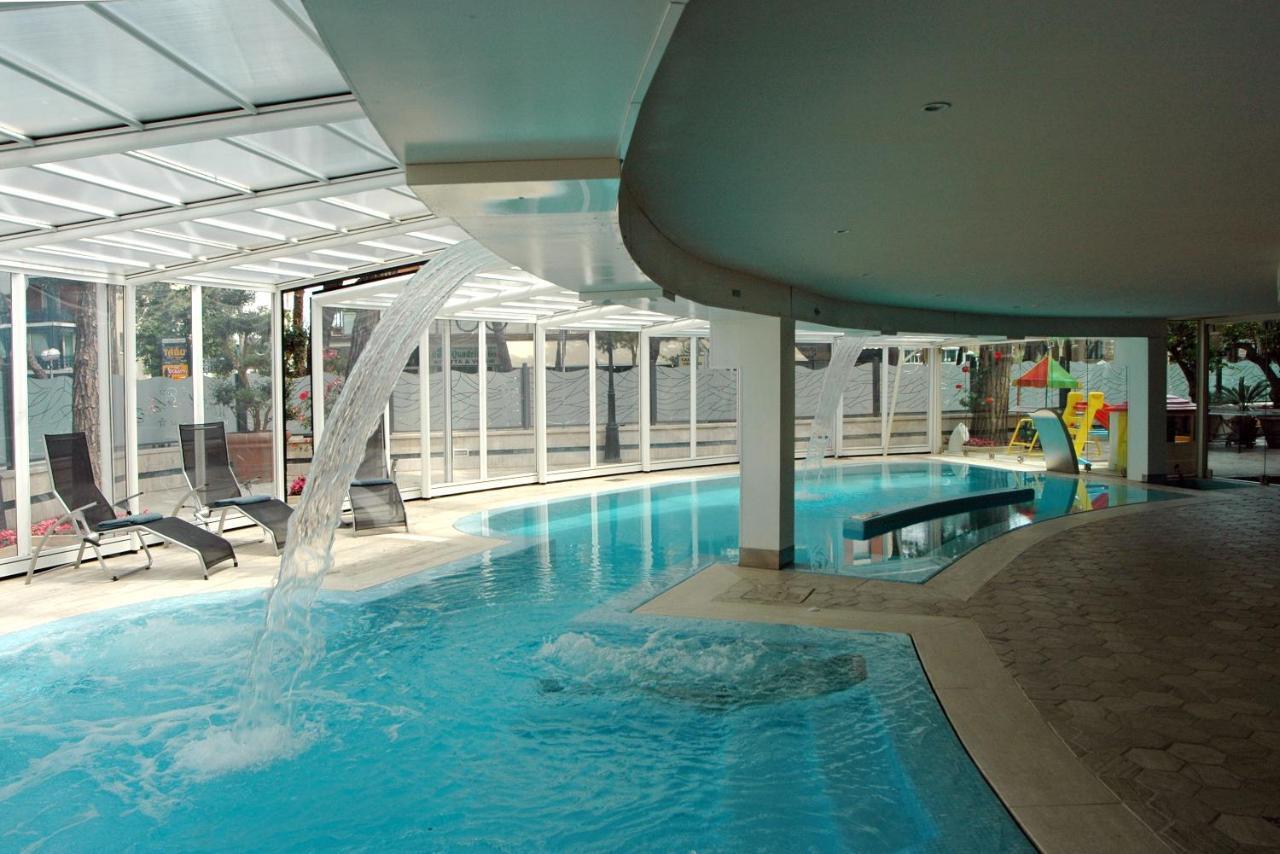 Hotel Globus, Sure Hotel Collection By Best Western Milano Marittima Exteriér fotografie
